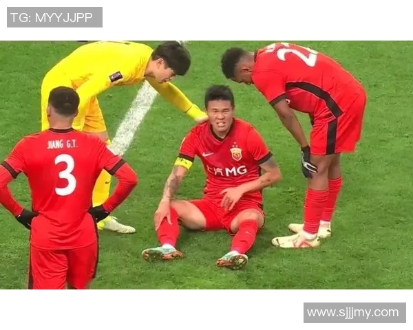 亚冠2-2！两边九死一生：中超劲旅90分钟遭点球绝平，日本豪门补时失去绝杀