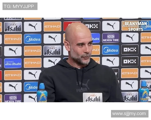 小蜜蜂主帅:胡桑诺夫应被罚下,裁判说犯规地址离球门太远 小蜜蜂主帅:胡桑诺夫应被罚下,裁判说犯规地址离球门太远